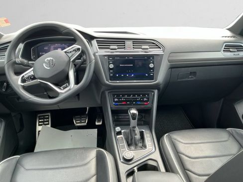 Used 2023 Volkswagen Tiguan SEL R-Line AWD/4WD image 11