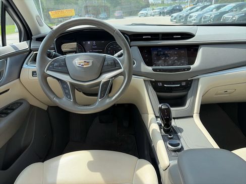 Certified 2023 Cadillac XT5 Premium Luxury w/ Technology Package image 10