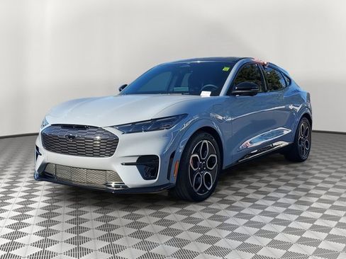 Certified 2024 Ford Mustang Mach-E GT image 3