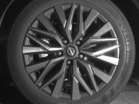 Used 2025 Nissan Altima 2.5 SV image 12