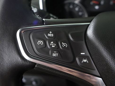 Used 2020 Chevrolet Equinox LT w/ Driver Convenience Package image 41