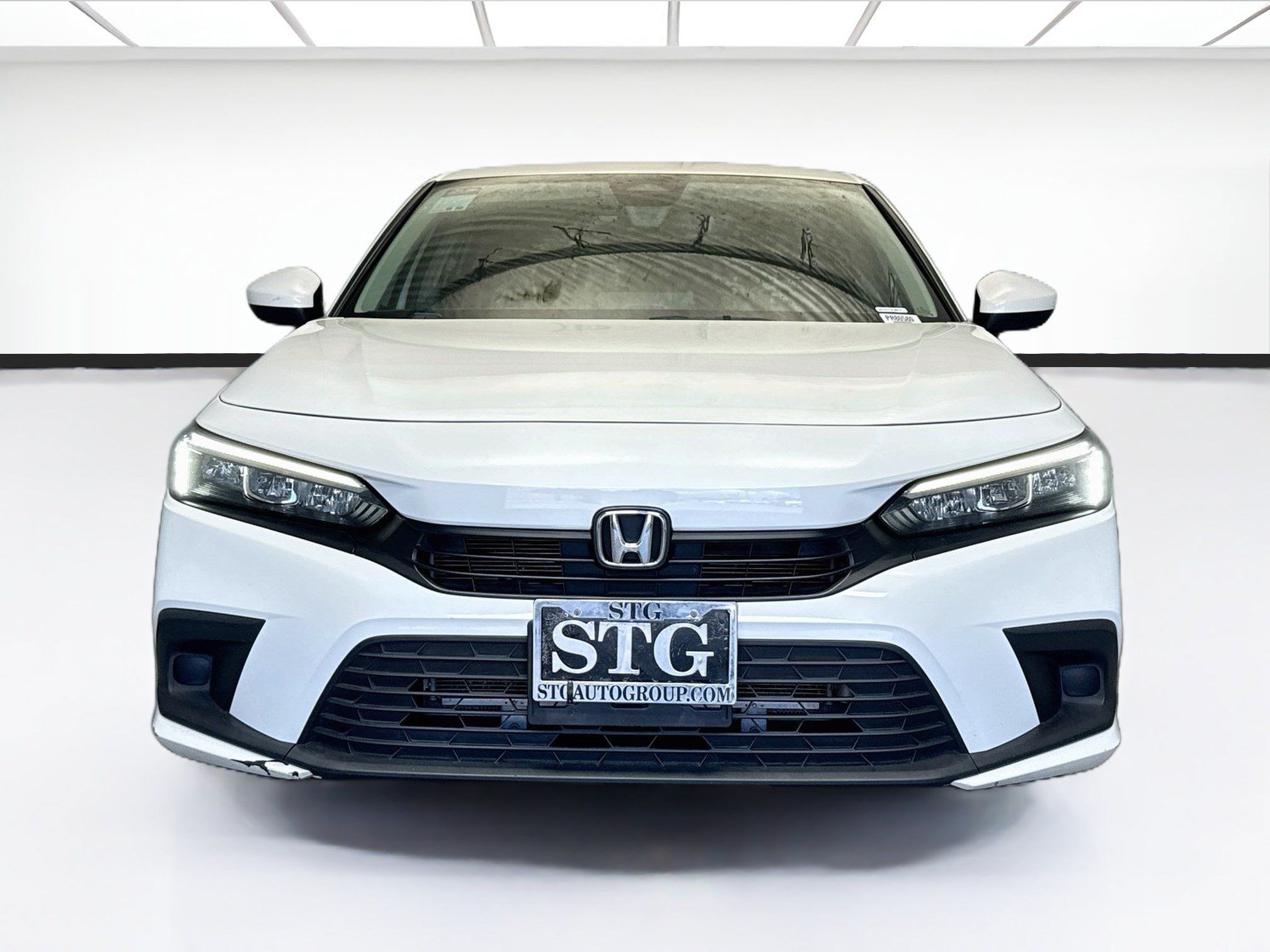 Used 2022 Honda Civic LX image 2