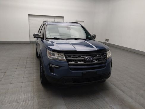 Used 2018 Ford Explorer XLT w/ Equipment Group 202A image 14