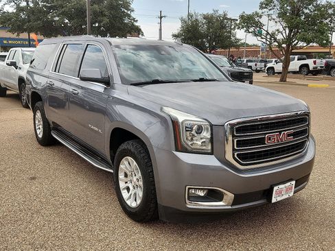 Used 2018 GMC Yukon XL SLT AWD/4WD image 7