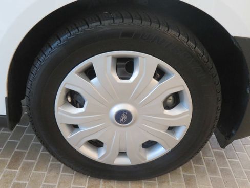 Used 2020 Ford Transit Connect XL image 10