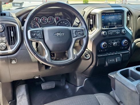 Used 2021 Chevrolet Silverado 1500 RST w/ Z71 Off-Road Package AWD/4WD image 32