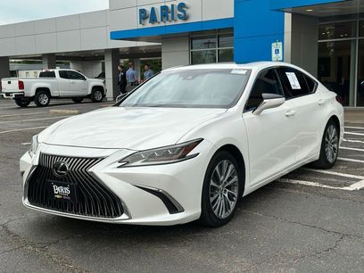 Used 2019 Lexus ES 350 Luxury w/ Accessory Package 2