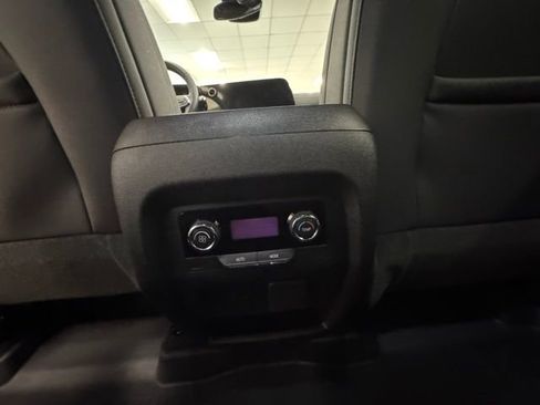 Used 2025 Chevrolet Traverse LT w/ Driver Confidence Package image 13