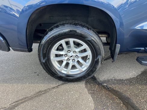 Used 2019 Chevrolet Silverado 1500 RST image 9