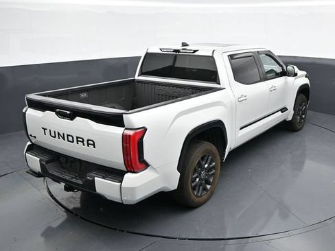 Used 2024 Toyota Tundra Platinum AWD/4WD image 27