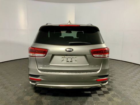Used 2017 Kia Sorento SX image 13