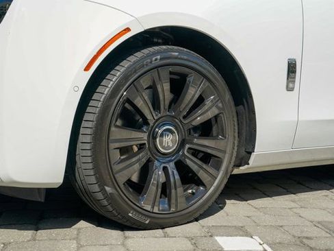 Used 2022 Rolls-Royce Ghost image 44