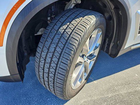 Used 2024 BMW X5 sDrive40i w/ Parking Assistance Package image 33