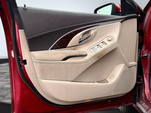 Used 2014 Buick LaCrosse Leather w/ Driver Confidence Package FWD image 17