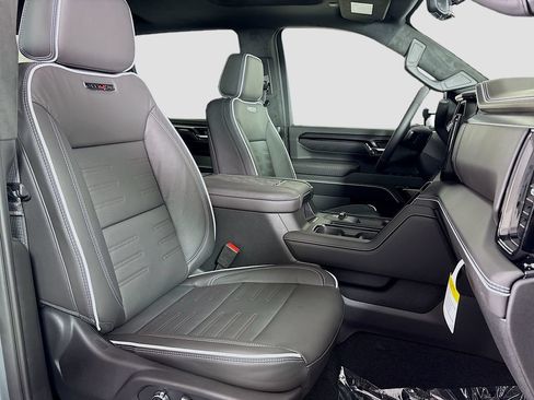 New 2026 GMC Sierra 2500 AT4X AWD/4WD image 29