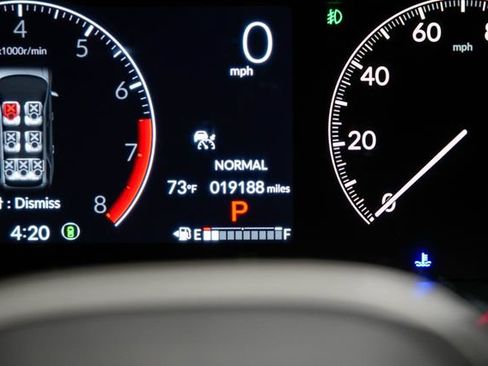 Certified 2025 Honda Pilot TrailSport image 21