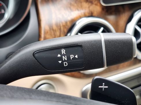 Used 2018 Mercedes-Benz GLA 250 4MATIC image 28