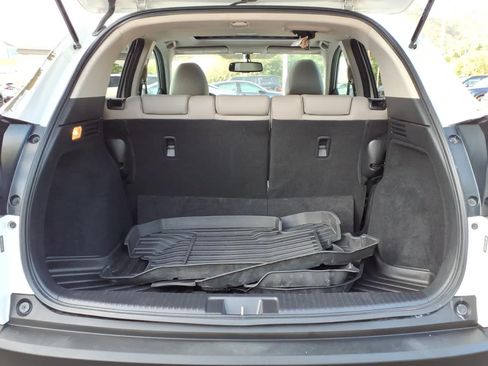 Used 2017 Honda HR-V EX-L image 6