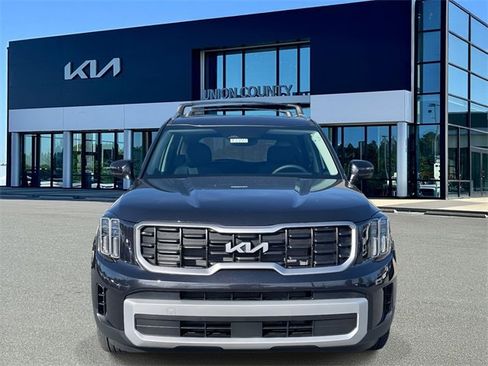 New 2025 Kia Telluride S image 7