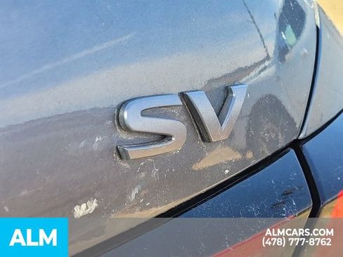 Used 2024 Nissan Altima 2.5 SV FWD image 11