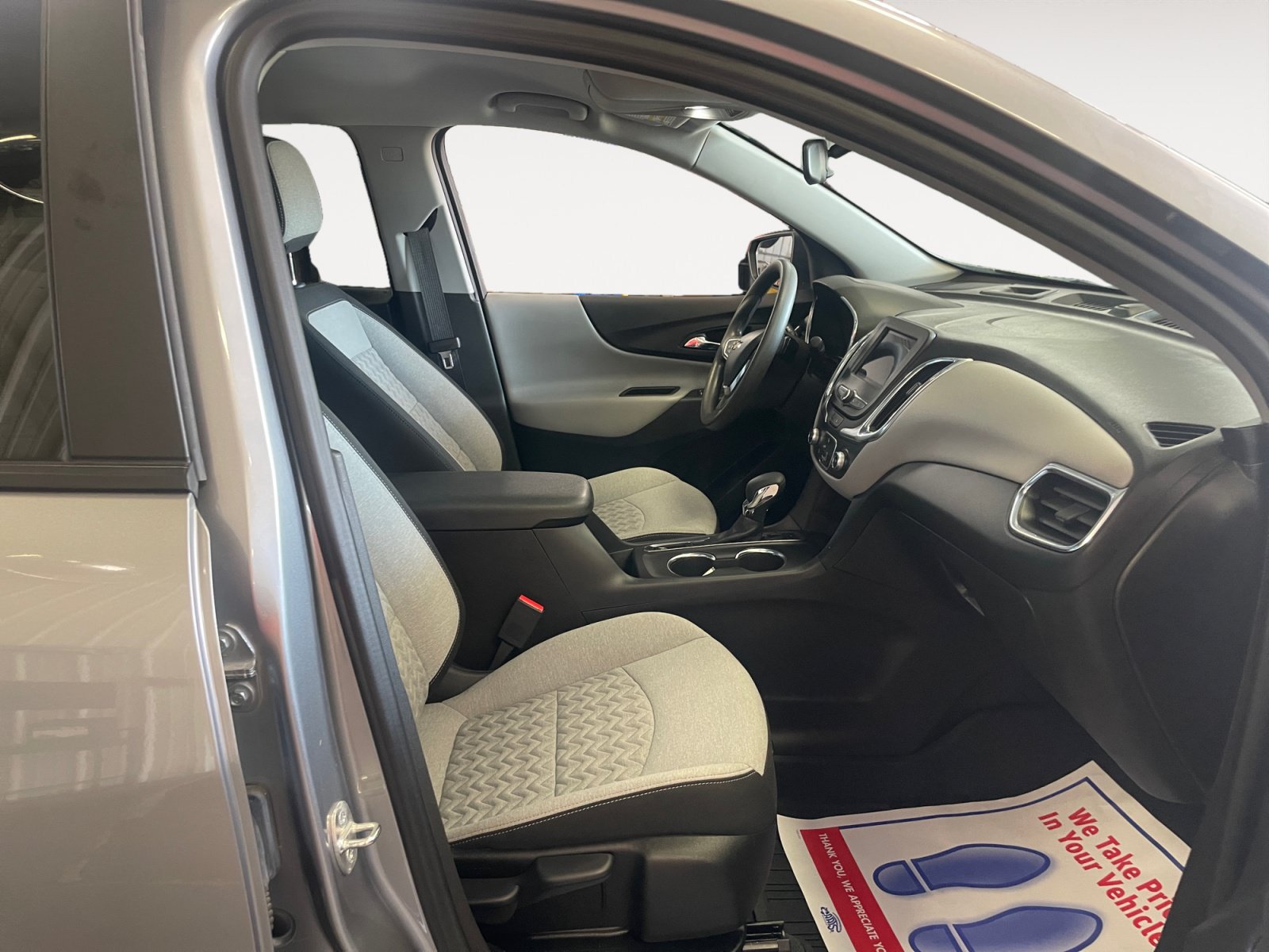 Used 2024 Chevrolet Equinox LS w/ LS Convenience Package AWD/4WD image 15
