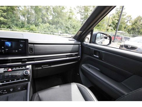 Used 2025 Hyundai Santa Fe Calligraphy AWD/4WD image 8