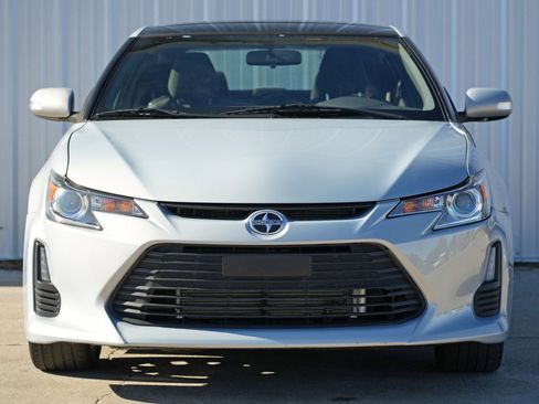 Used 2014 Scion tC 10 Series image 6