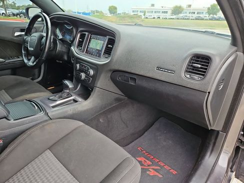 Used 2021 Dodge Charger R/T w/ Blacktop Package RWD image 20