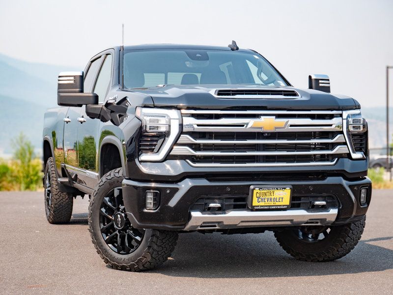 Used 2024 Chevrolet Silverado 3500 High Country w/ Technology Package AWD/4WD image 1