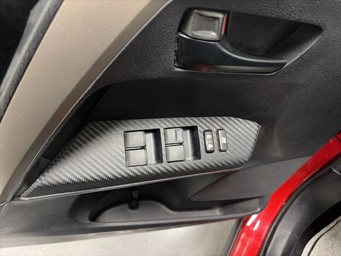 Used 2014 Toyota RAV4 LE image 15