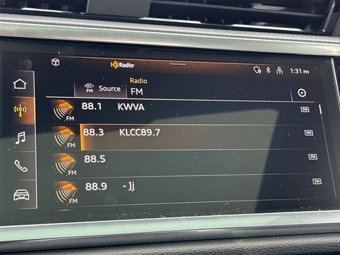 New 2025 Audi Q3 2.0T Premium image 17