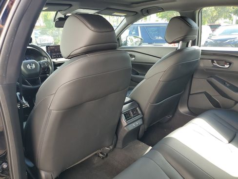 Used 2025 Honda Accord Sport image 12