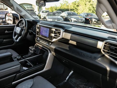 Used 2022 Toyota Tundra SR5 image 10