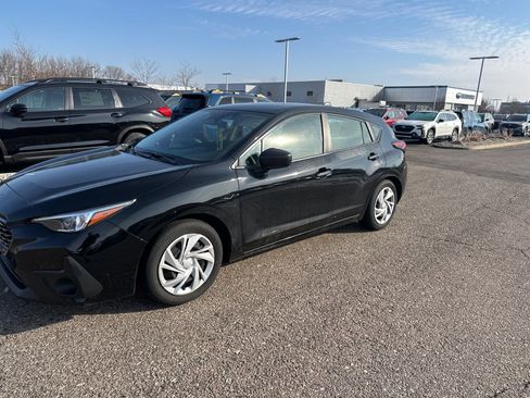Used 2024 Subaru Impreza 2.0i image 3