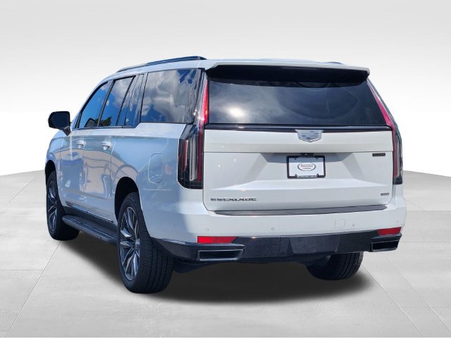 Used 2022 Cadillac Escalade ESV Sport w/ Touring Package AWD/4WD image 3