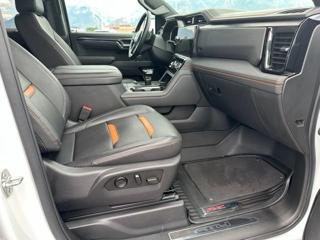 Used 2025 GMC Sierra 1500 AT4 AWD/4WD image 18