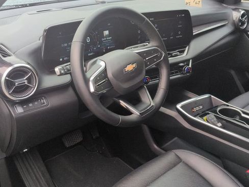 Used 2025 Chevrolet Equinox LT w/ Convenience Package II AWD/4WD image 13