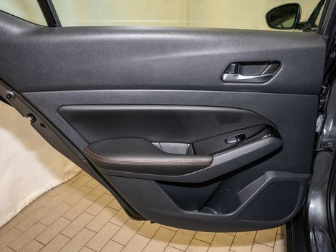 Used 2023 Nissan Altima 2.5 SR image 9