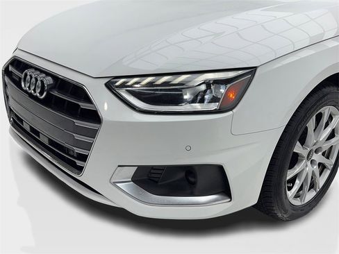Used 2023 Audi A4 2.0T Premium w/ Convenience Package image 5