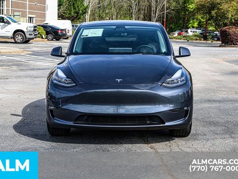 Used 2021 Tesla Model Y Long Range AWD/4WD image 11