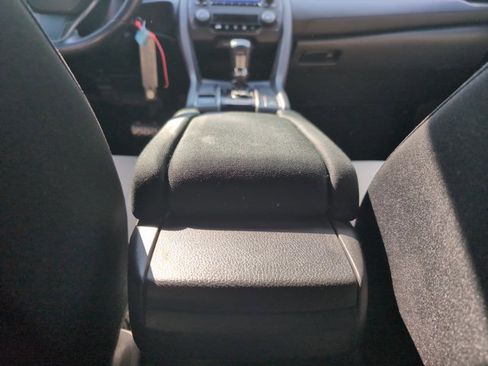 Used 2017 Honda Civic Sport image 19