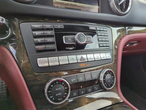 Certified 2016 Mercedes-Benz SL 400 image 12