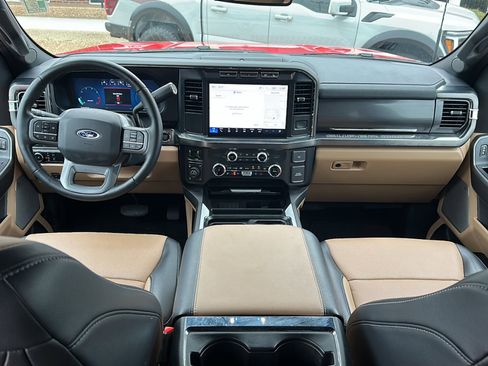 Used 2024 Ford F250 Lariat w/ Tremor Off-Road Package AWD/4WD image 11