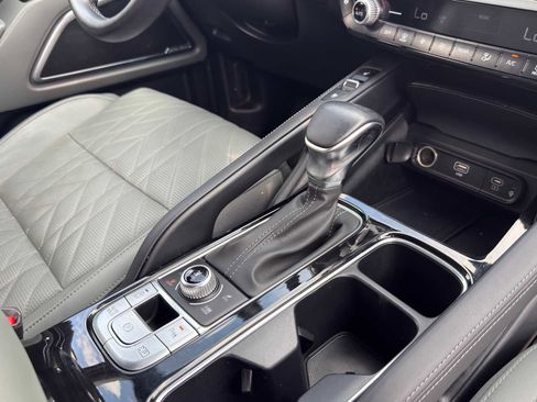 Certified 2023 Kia Telluride SX Prestige X-Line AWD/4WD image 33