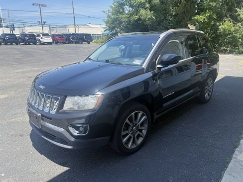 Used 2016 Jeep Compass High Altitude AWD/4WD image 3