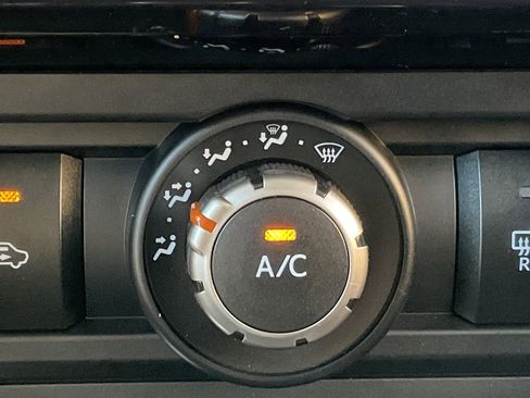 Used 2021 Toyota 4Runner TRD Off-Road Premium image 16