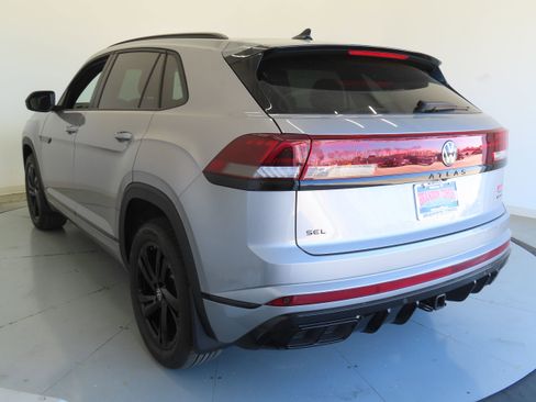 New 2026 Volkswagen Atlas Cross Sport SEL R-Line AWD/4WD image 7