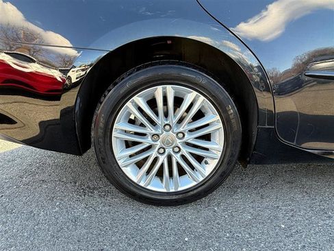 Used 2015 Lexus ES 350 w/ Luxury Package image 6