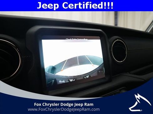 Used 2023 Jeep Wrangler Altitude image 19