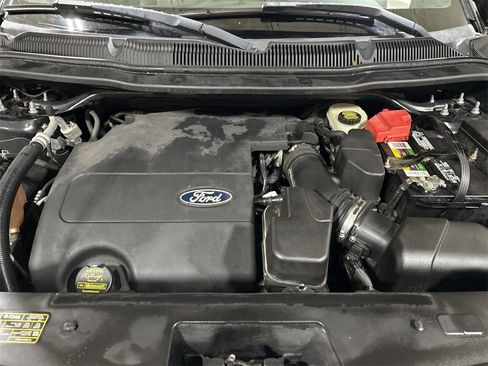 Used 2012 Ford Explorer XLT image 24